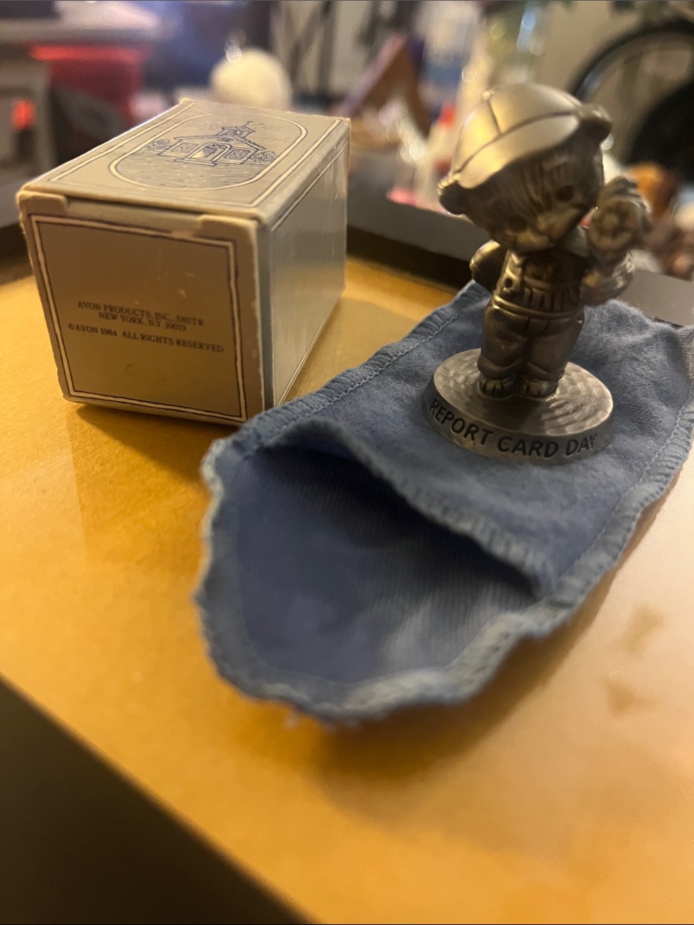 Vintage 1984 Avon “Report Card Day” Pewter bear figurine 291